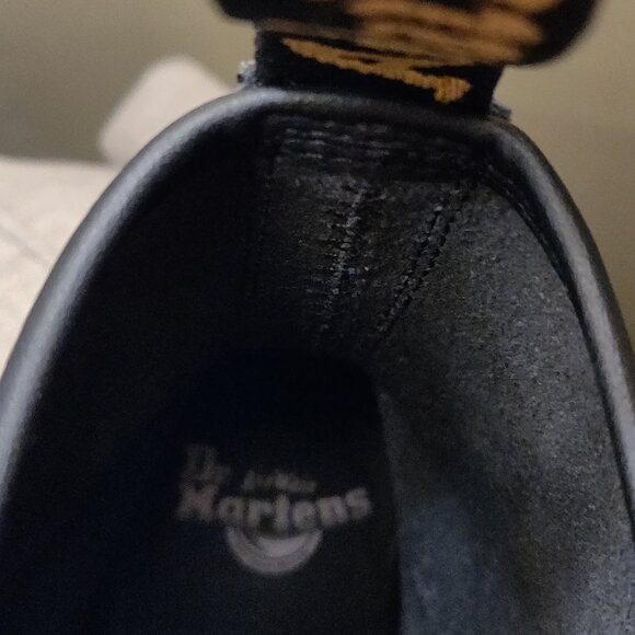 Dr. Martens Zavala Black Combat Boots US 9 Ladies/US 8 Men - Picture 9 of 9